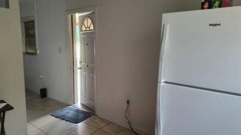 1906 N Avenue, Fort Pierce FL - photo 7 of 19