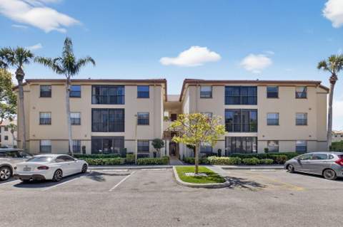5155 Europa Drive #M, Boynton Beach FL - photo 24 of 66