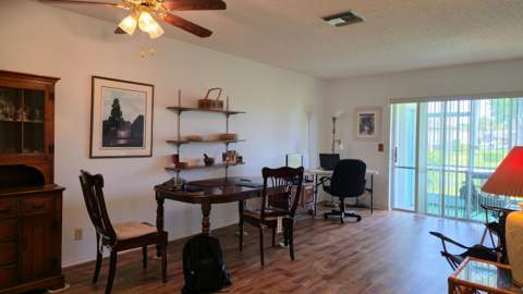 2800 Ashley Drive #B, West Palm Beach FL - photo 8 of 35
