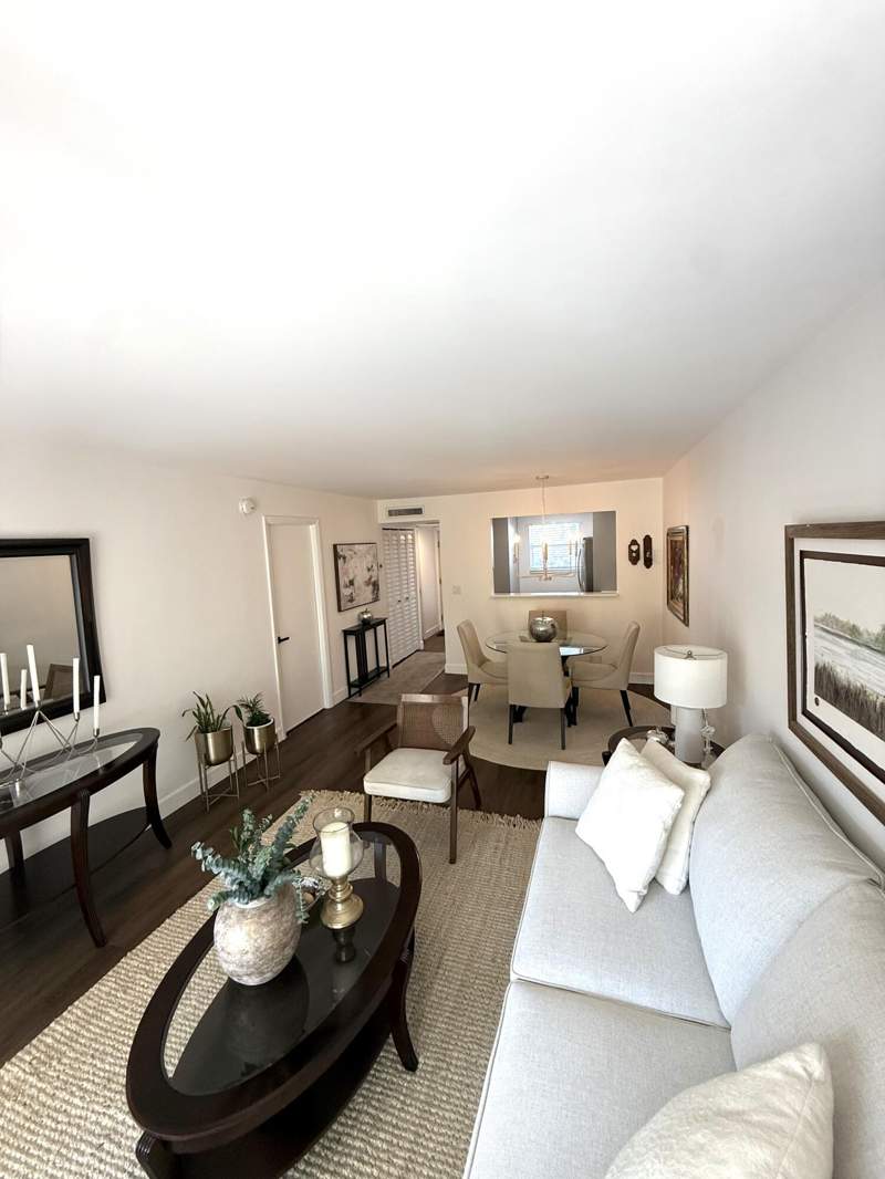 1 bedroom Condominium at 3170 Holiday Springs Boulevard #304, Holiday Springs Village 1 Condo, Margate — photo 5