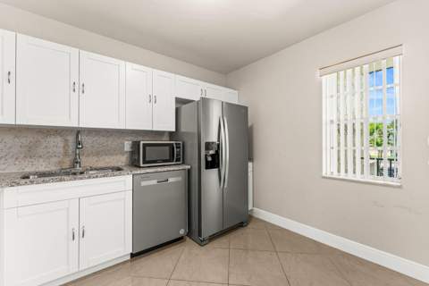 130 Lake Meryl Drive #228, West Palm Beach FL - photo 9 of 55