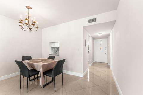 130 Lake Meryl Drive #228, West Palm Beach FL - photo 12 of 55