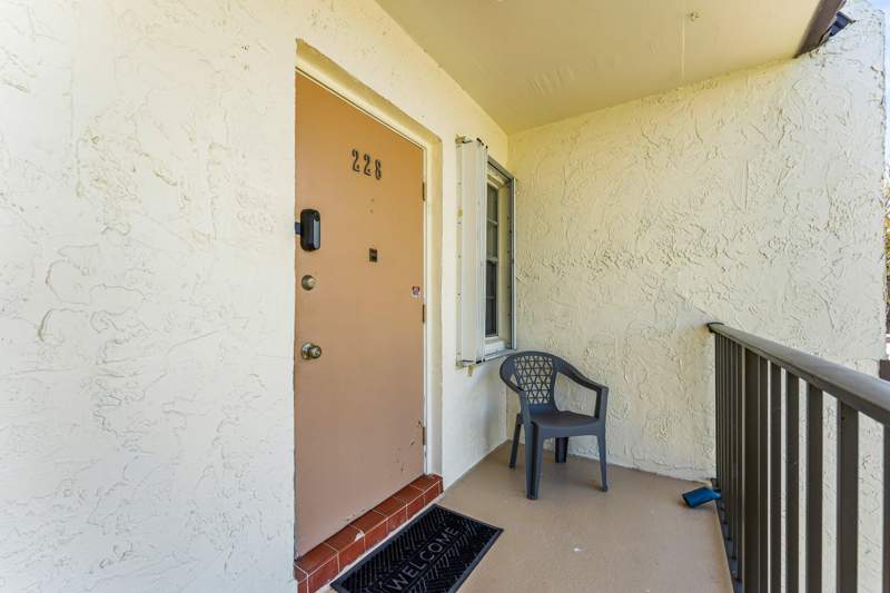 1 bedroom Condominium at 130 Lake Meryl Drive #228, Golden Lakes Village Cond, West Palm Beach — photo 5
