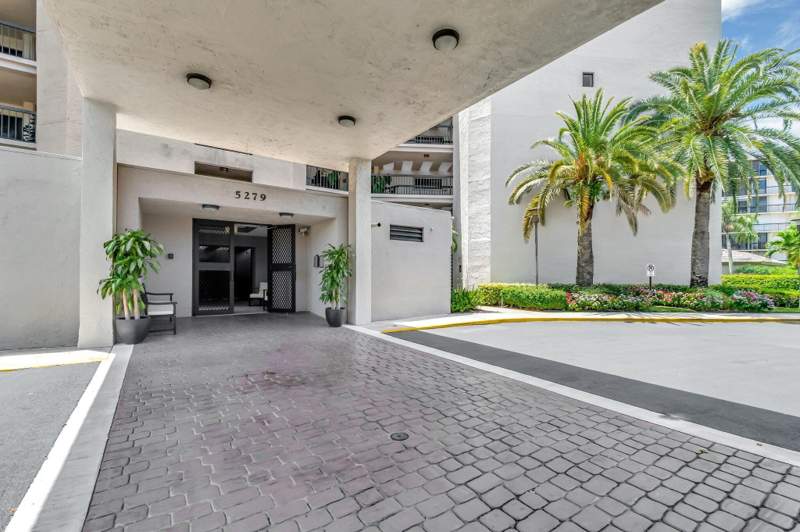 3 bedroom Condominium at 5279 S Fountains Dr S #304, Fountains South Condo 3B, Lake Worth — photo 3