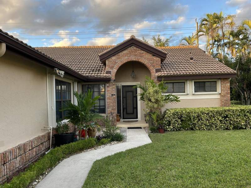 2 bedroom Villa at 7207 Le Chalet Boulevard, Aberdeen 4, Boynton Beach — photo 2