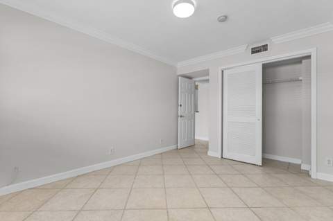 1515 E Broward Boulevard #426, Fort Lauderdale FL - photo 24 of 32