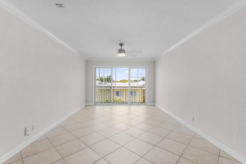 2 bedroom Condominium at 1515 E Broward Boulevard #426, Pine Crest Village I At, Fort Lauderdale — photo 3