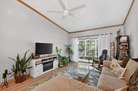 7855 Willow Spring Drive #725, Lake Worth FL - photo 9 of 74