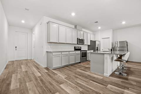 1826 Lake Cove Drive, Lake Worth FL - photo 15 of 49