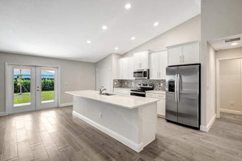 3965 SW Mccain Street, Port St. Lucie FL - photo 8 of 47