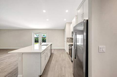 3965 SW Mccain Street, Port St. Lucie FL - photo 10 of 47