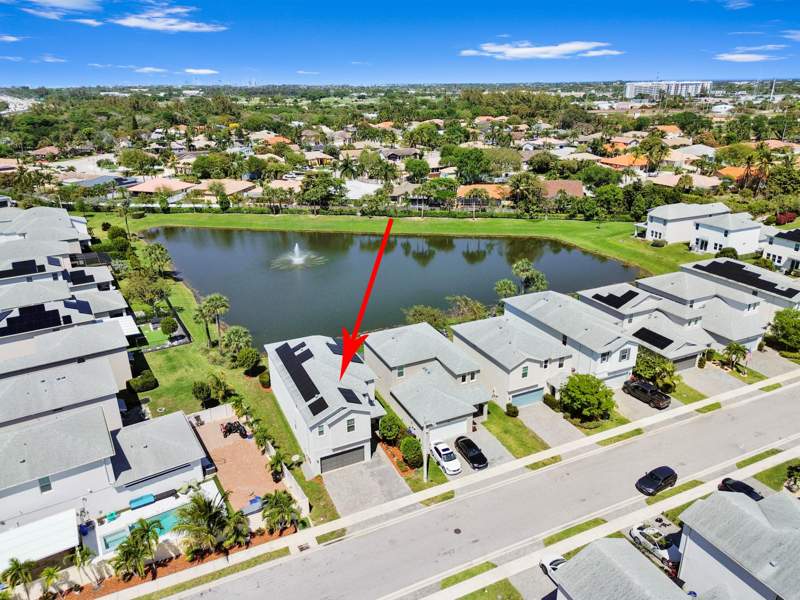 4 bedroom Single Family Residence at 1826 Lake Cove Drive, Lake Cove, Lake Worth — photo 3