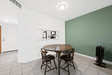 5570 Lakeside Drive #102, Margate FL - photo 8 of 26
