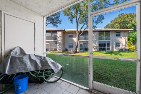 5570 Lakeside Drive #102, Margate FL - photo 18 of 26