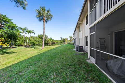 5570 Lakeside Drive #102, Margate FL - photo 19 of 26