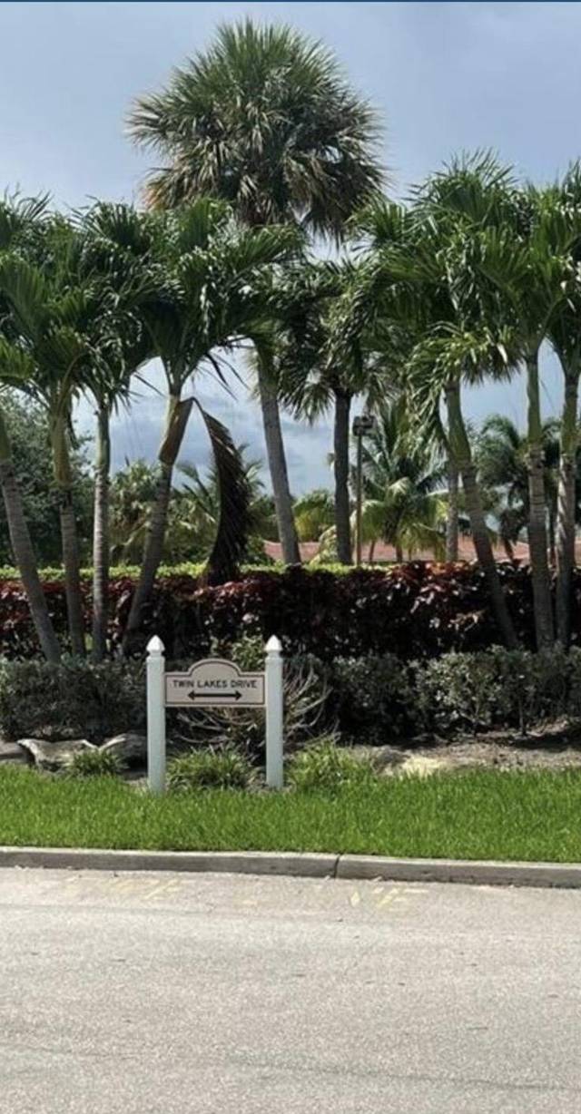 9984 Twin Lakes Drive #35-G, Coral Springs 33071 home for sale