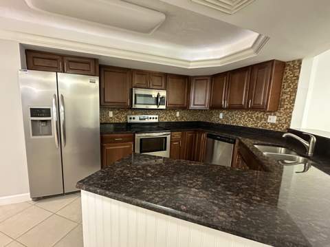 9500 S Ocean Drive #108, Jensen Beach FL - photo 12 of 38