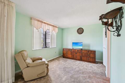1101 Colony Point Circle #404, Pembroke Pines FL - photo 12 of 44