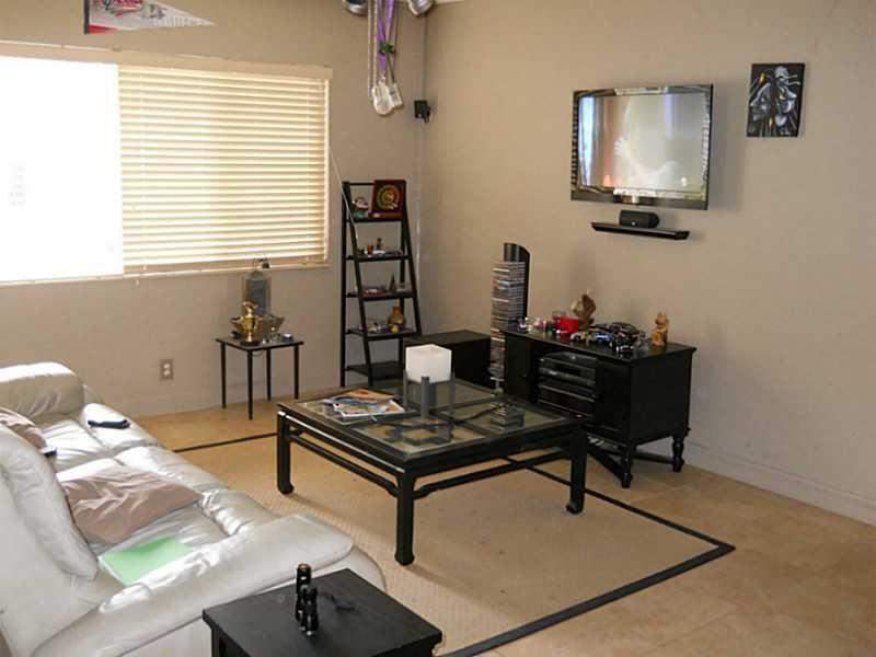 2 bedroom Condominium at 520 SW 15th Street #101, Pompano Courts Condo, Pompano Beach — photo 2
