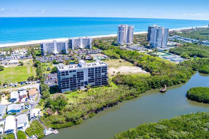 2 bedroom Condominium at 5059 N Hwy A1a #401, Bryn Mawr Ocean Towers, A Condominium, Hutchinson Island — photo 1