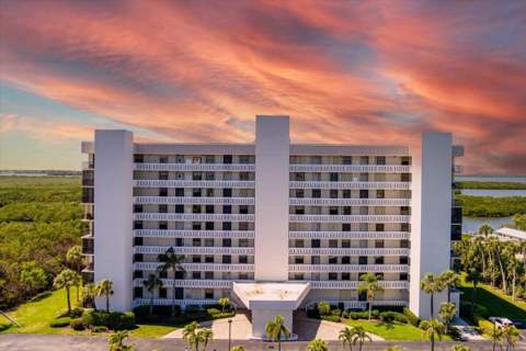 5059 N Hwy A1a #401, Hutchinson Island FL - photo 7 of 75