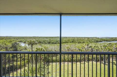 5059 N Hwy A1a #401, Hutchinson Island FL - photo 12 of 75