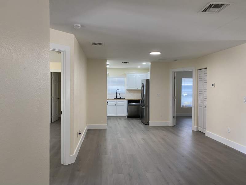 4 bedroom Single Family Residence at 176 SW 5th Court, Carver Heights First Add, Deerfield Beach — photo 3