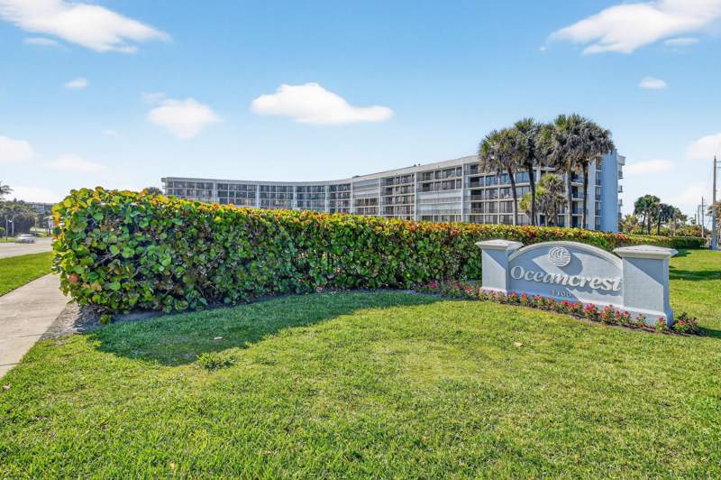 2 bedroom Condominium at 1300 S Highway A1a #320, Oceancrest Condo Apts, Jupiter — photo 4