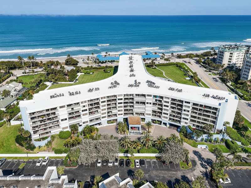 2 bedroom Condominium at 1300 S Highway A1a #320, Oceancrest Condo Apts, Jupiter — photo 1