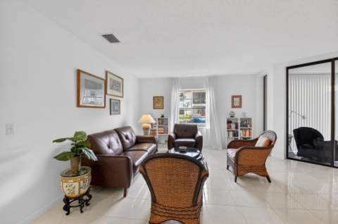 5226 Europa Drive #H, Boynton Beach FL - photo 6 of 61