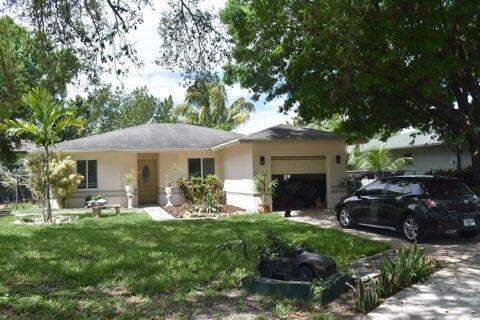 465 NW 20th Avenue, Pompano Beach FL - photo 10 of 21