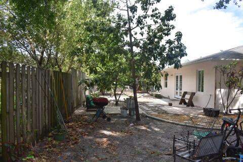 465 NW 20th Avenue, Pompano Beach FL - photo 12 of 21