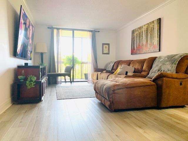 2 bedroom Condominium at 737 SE 1st Way #306, Vista Gardens I Condo, Deerfield Beach — photo 1