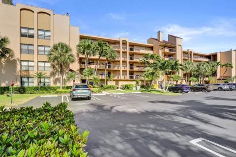 2455 Lindell Boulevard #3305, Delray Beach FL - photo 6 of 54