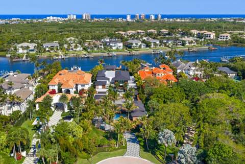 2415 Casas De Marbella Drive, Palm Beach Gardens FL - photo 13 of 104