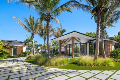 2415 Casas De Marbella Drive, Palm Beach Gardens FL - photo 15 of 104