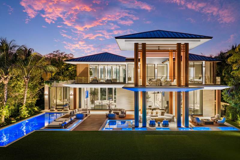 6 bedroom Single Family Residence at 2415 Casas De Marbella Drive, Casa De Marbella, Palm Beach Gardens — photo 2