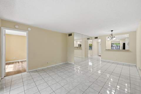 10434 Sunrise Lakes Boulevard #206, Sunrise FL - photo 23 of 36
