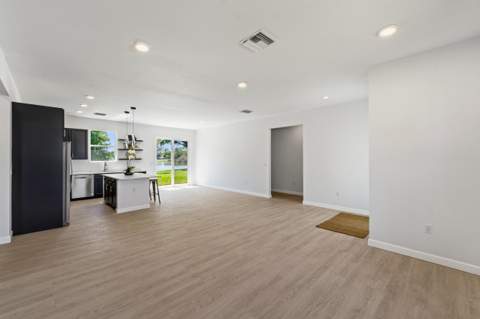 7705 Sebastian Road, Fort Pierce FL - photo 16 of 31