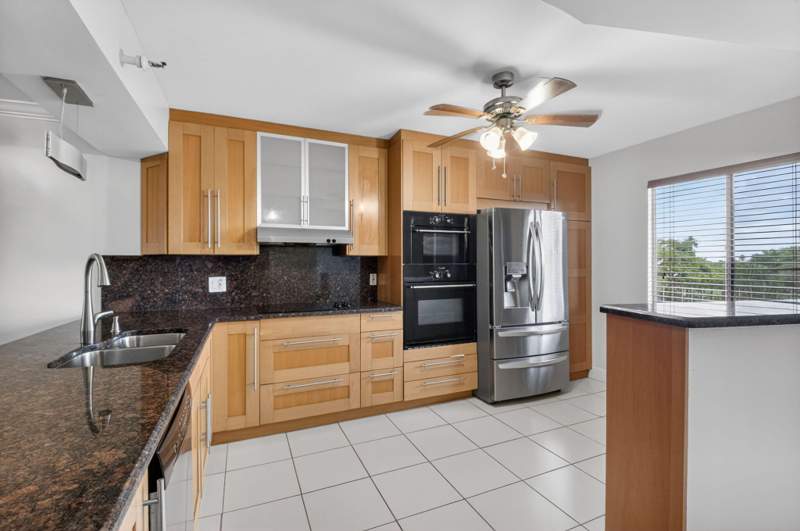2 bedroom Condominium at 14475 Strathmore Lane #503, Huntington Lakes Sec One Condos, Delray Beach — photo 3