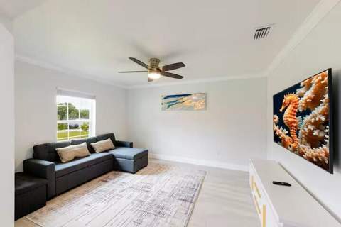 11038 Persimmon Boulevard, West Palm Beach FL - photo 7 of 24