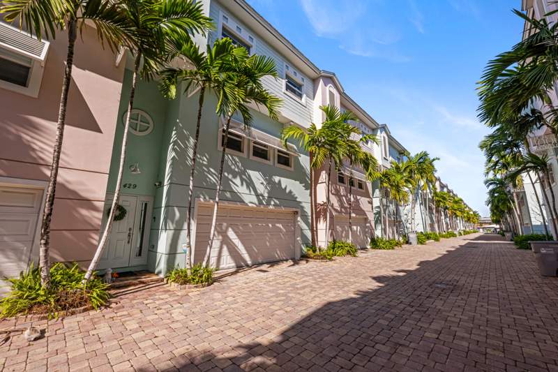 4 bedroom Townhouse at 429 NE 1st Street, Conch Key Villas, Pompano Beach — photo 3