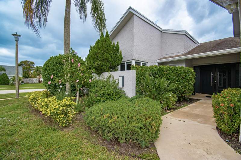 4 bedroom Single Family Residence at 7484 Malibu Crescent, Montoya Estates Unit 1, Boca Raton — photo 4