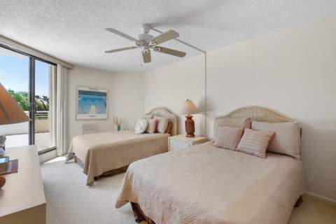176 Helios Drive #102, Jupiter FL - photo 18 of 25