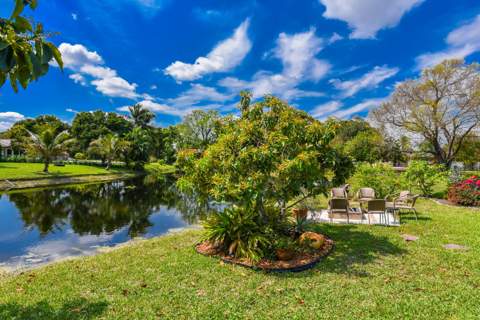10170 NW 39th Court, Coral Springs FL - photo 13 of 46
