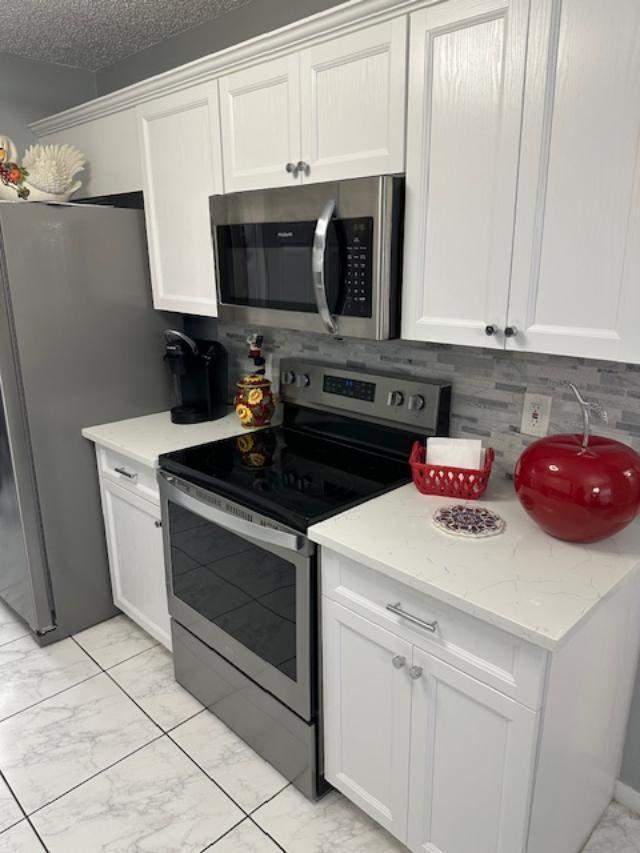 2 bedroom Condominium at 6768 N 10th Ave Avenue #210, Gramercy At Poinciana Condo, Lake Worth — photo 3