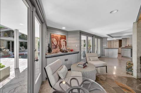 2040 Coral Reef Drive, Lauderdale-By-The-Sea FL - photo 13 of 52
