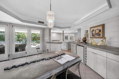 2040 Coral Reef Drive, Lauderdale-By-The-Sea FL - photo 15 of 52