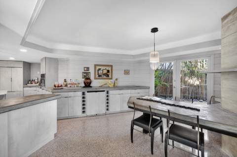 2040 Coral Reef Drive, Lauderdale-By-The-Sea FL - photo 16 of 52