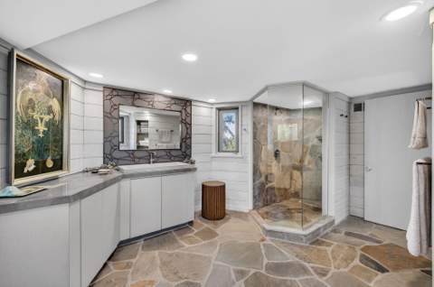2040 Coral Reef Drive, Lauderdale-By-The-Sea FL - photo 23 of 52